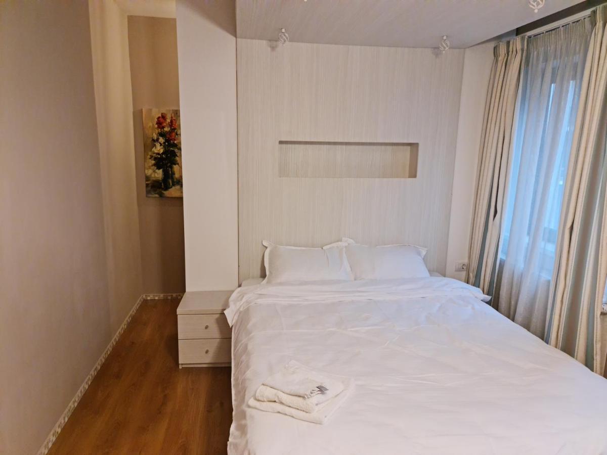 Tonitza Apartment